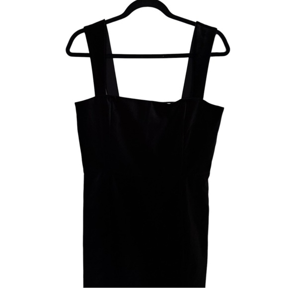 Alice + Olivia Taylum Velvet Mini Dress - Picture 4 of 8